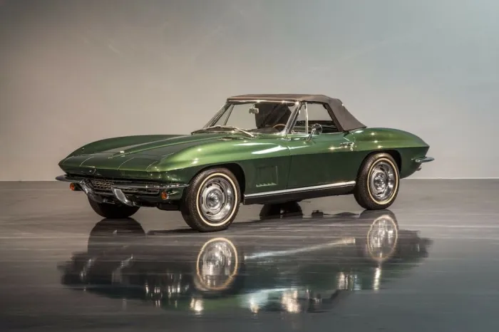 Corvette C2 - 