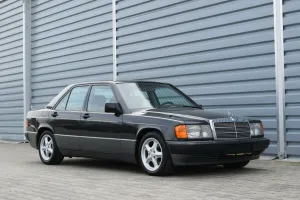 Mercedes-Benz 190 E Automatik * Velours/Klima/TOP-Zustand