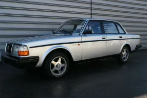 Volvo 240 DL original 60.500 KM aus 1. Hand!!!