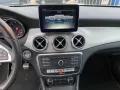 Mercedes-Benz GLA 180- Navi-LED-AMG-PDC-SHZ-Pano-elektr Heck