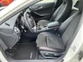 Mercedes-Benz GLA 180- Navi-LED-AMG-PDC-SHZ-Pano-elektr Heck