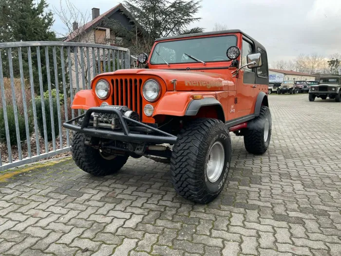 Jeep CJ 7 304 V8 4 Gang Dana 300