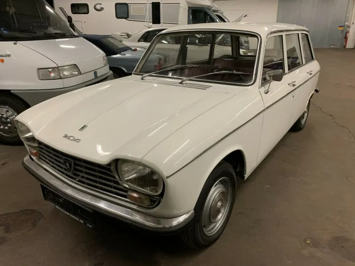 Peugeot 204 DIESEL BREAK*TOP-ZUSTAND*NEULACK!