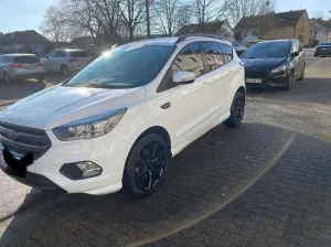 Ford Kuga 1.5 EcoBoost 2x4 ST-Line