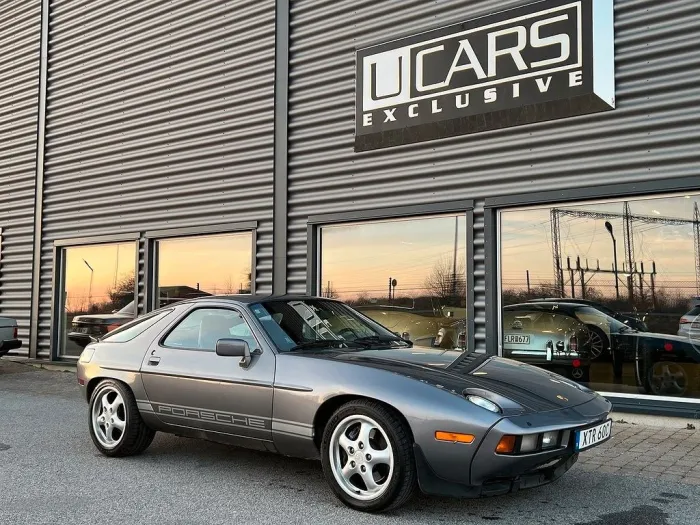 Porsche 928S  292hp Perfect Condition with full docume..