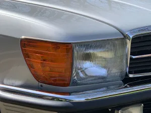 Mercedes-Benz SL 560