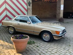 Mercedes-Benz SL 560