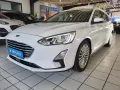 Ford Focus Turnier Cool & Connect*NAVi+GARANTIE+ALU*