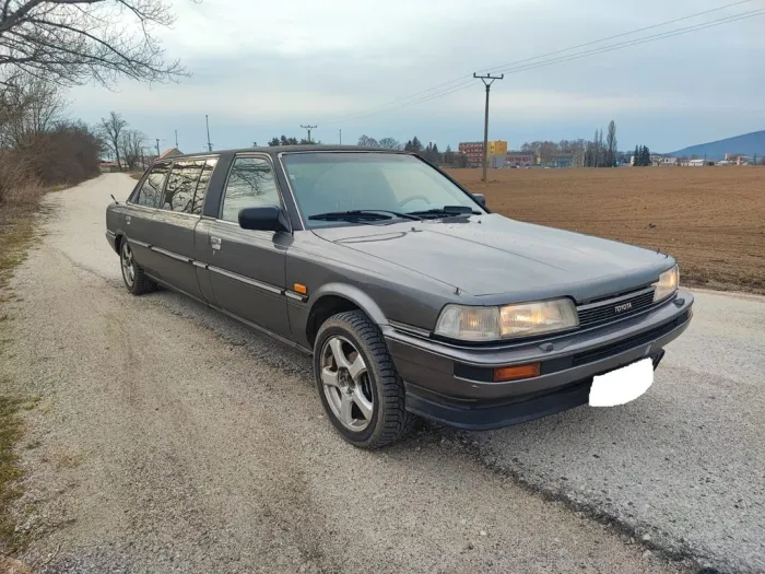 Toyota Camry SPECIAL LONG LIMO