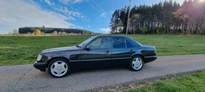 Mercedes-Benz Sehr gepflegtes 300 E 
