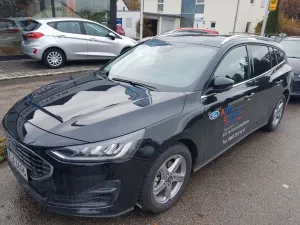 Ford Focus Turnier Titanium MHEV