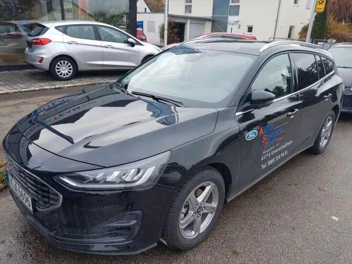 Ford Focus Turnier Titanium MHEV