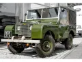 Land Rover Serie I 80 Lights behind the grill
