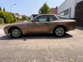 Porsche 944