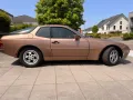 Porsche 944