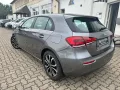 Mercedes-Benz A 180 A -Klasse d*Digitales Display*PDC *LED