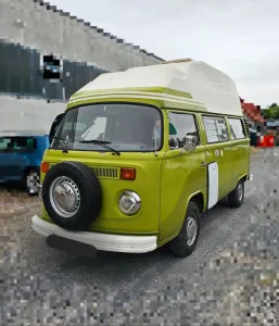 Volkswagen T2 mit Hochdach
