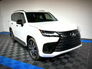 Lexus LX 600 Luxury Armored B6 NEW/Full options/NO VAT