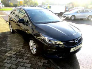 Opel Astra K ST*Elegance*AHK*SHZ*LKRHZ*LED-Licht*PDC