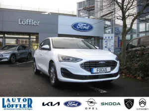 Ford Focus 1.0 Titanium Klima PDC SHZ LHZ FHZ DAB BT