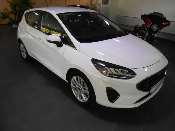 Ford Fiesta 1.0 EcoBoost Hybrid S&S TITANIUM