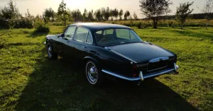 Jaguar XJ6