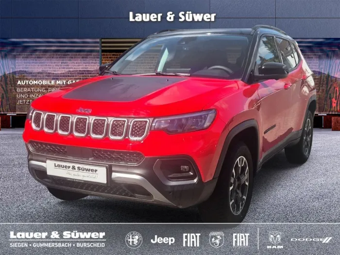 Jeep Compass High Upland Plug-in-Hybroid 4x4 AT *Pano