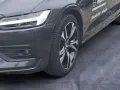 Volvo V60 Kombi B3 Benzin EU6d Core digitales Cockpit 