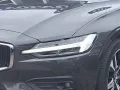 Volvo V60 Kombi B3 Benzin EU6d Core digitales Cockpit 