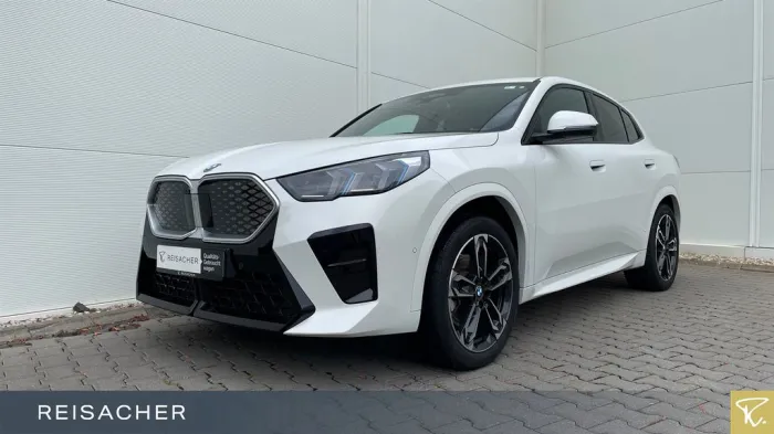 BMW iX2 A xDrive30 M-Sport,AHK,DAProf,Autom