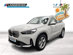 BMW iX1 xDrive30 xLine AHK LED Kamera Sitzheizung