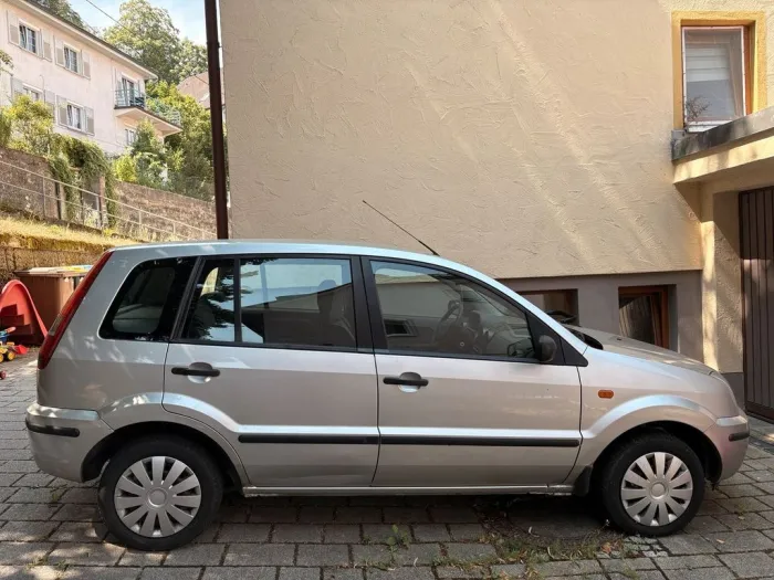 Ford Fusion 2005