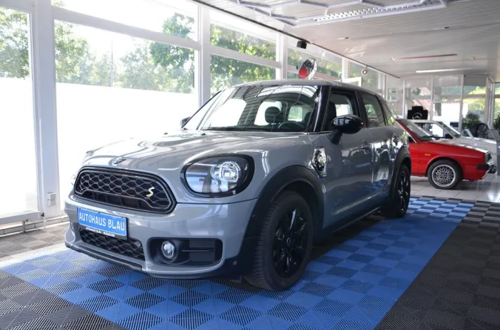 MINI Countryman Cooper SE All4 *NAVI*PDC*2.HAND*83TKM