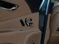 Bentley Flying Spur Mulliner V8
