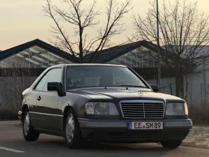 Mercedes-Benz W124 Coupé 320