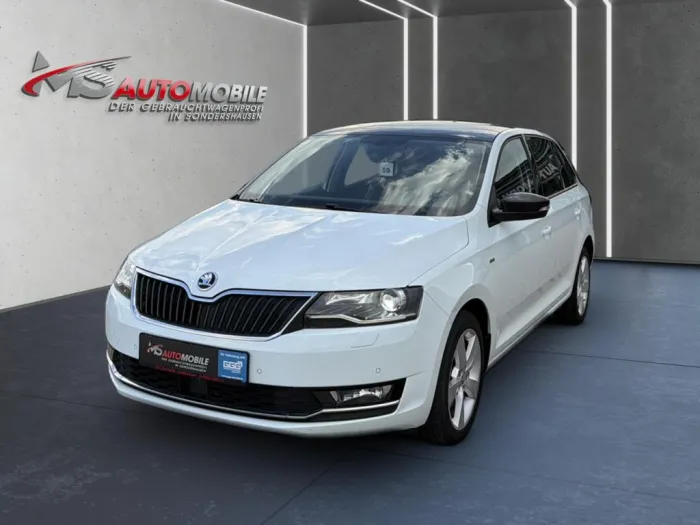 Skoda Rapid Spaceback Clever+PANO+KAMERA+BI-XENON+NAVI