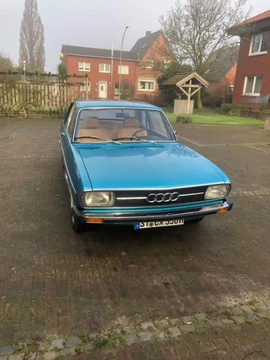 Audi 100