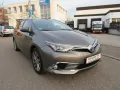 Toyota Auris Touring Sports Executive Navi Kamera LED