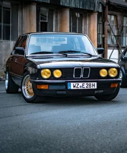 BMW e28 525e