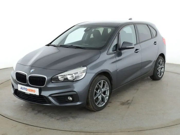 BMW 214d Active Tourer Basis *NAVI*TEMPO*PDC*SHZ*