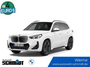 BMW iX1 eDrive20 M Sportpaket  UPE 61.040 EUR