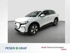 Audi Q4 SUV e-tron performance 210 kW VFW