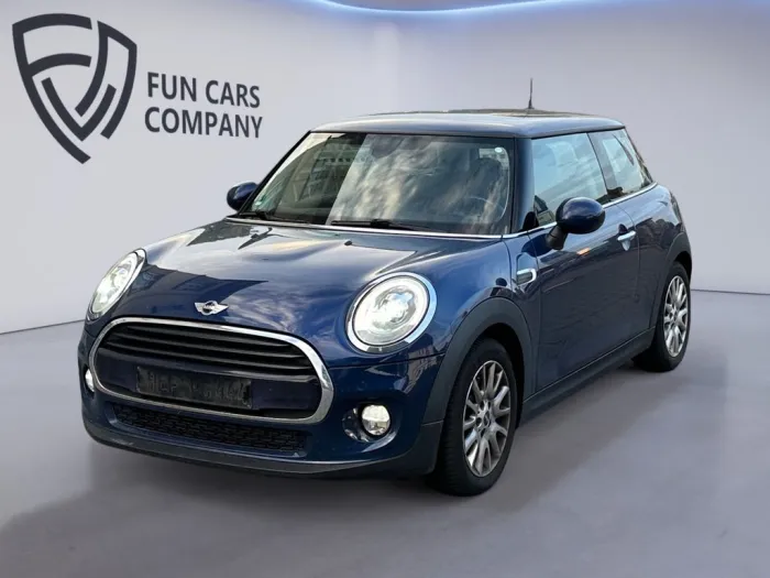 MINI Cooper D Amb.Bel. LED SHZ PDC BTH Temp 2-Z Klmat