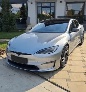 Tesla Model S Allradantrieb mit Dualmotor -