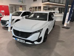 Peugeot E-308 FIRST EDITION GT Elektro 156 Ext. Range
