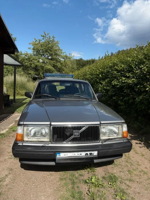 Volvo 245