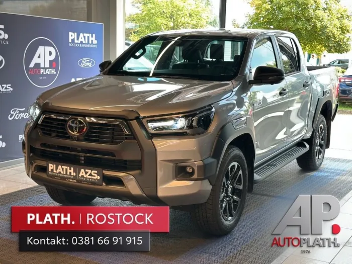 Toyota Hilux Double Cab Invincible 4x4 *SOFORT*