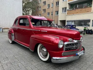 Ford Mercury Eight