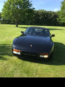 Porsche 944 Turbo Cabrio 
