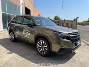 Subaru Forester 2.0 e-Boxer Premium auto
